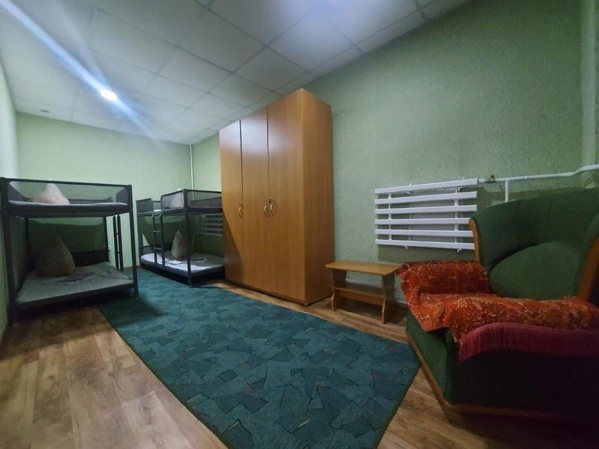 Мини-Отель "Алатау",Хостел Pavlodar Ngoại thất bức ảnh